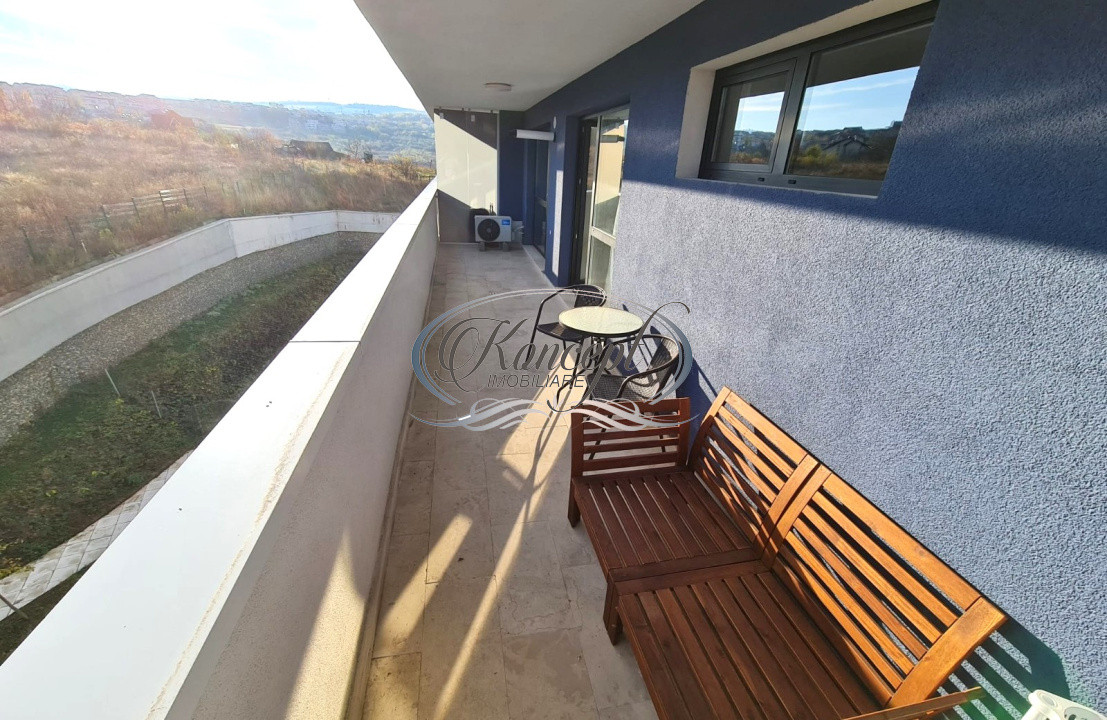 Apartament modern, cu terasa in Wings 