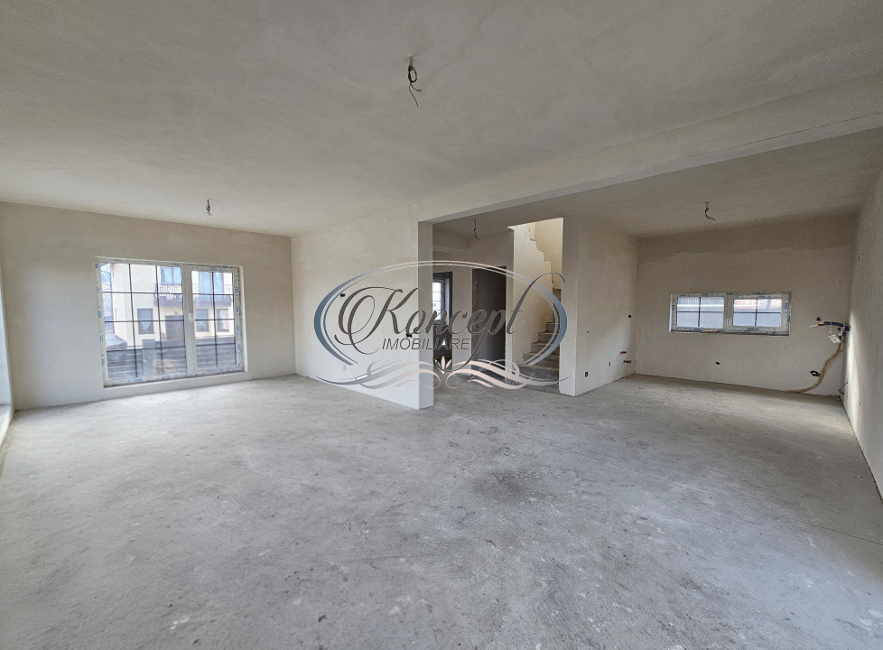 Casa spatioasa cu garaj in Chinteni