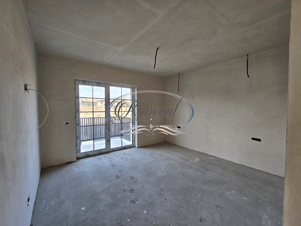 Casa spatioasa cu garaj in Chinteni