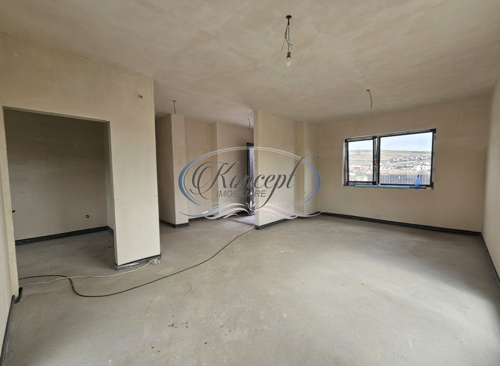 Casa eficienta energetic, noua, cu pod mansardabil generos