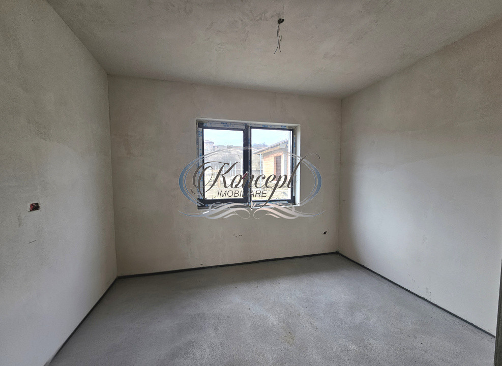 Casa eficienta energetic, noua, cu pod mansardabil generos