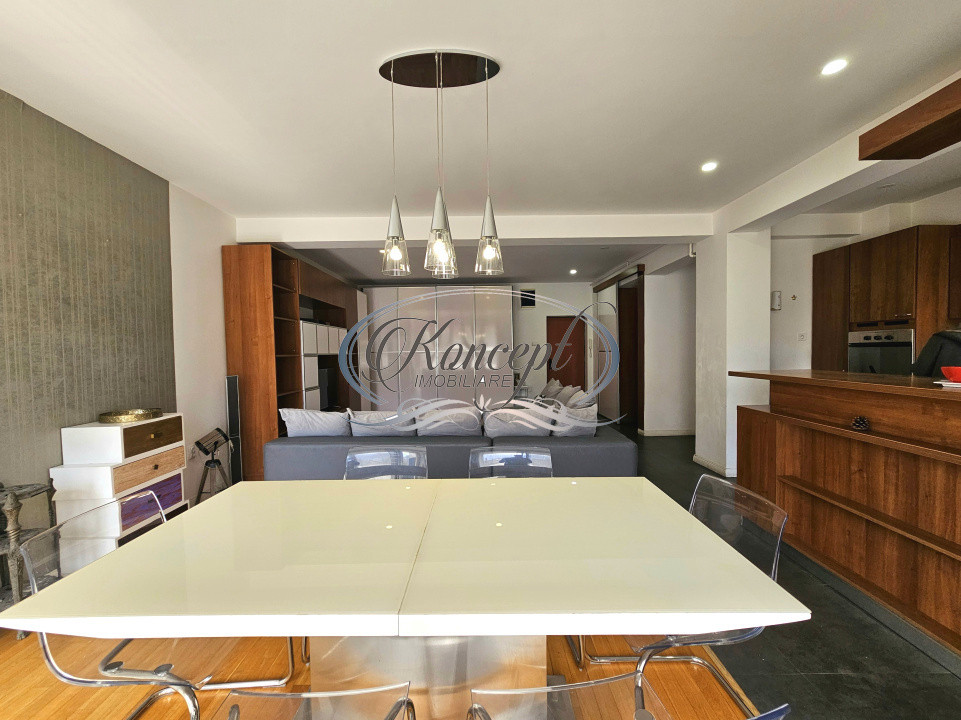 Apartament spatios cu doua locuri de parcare incluse