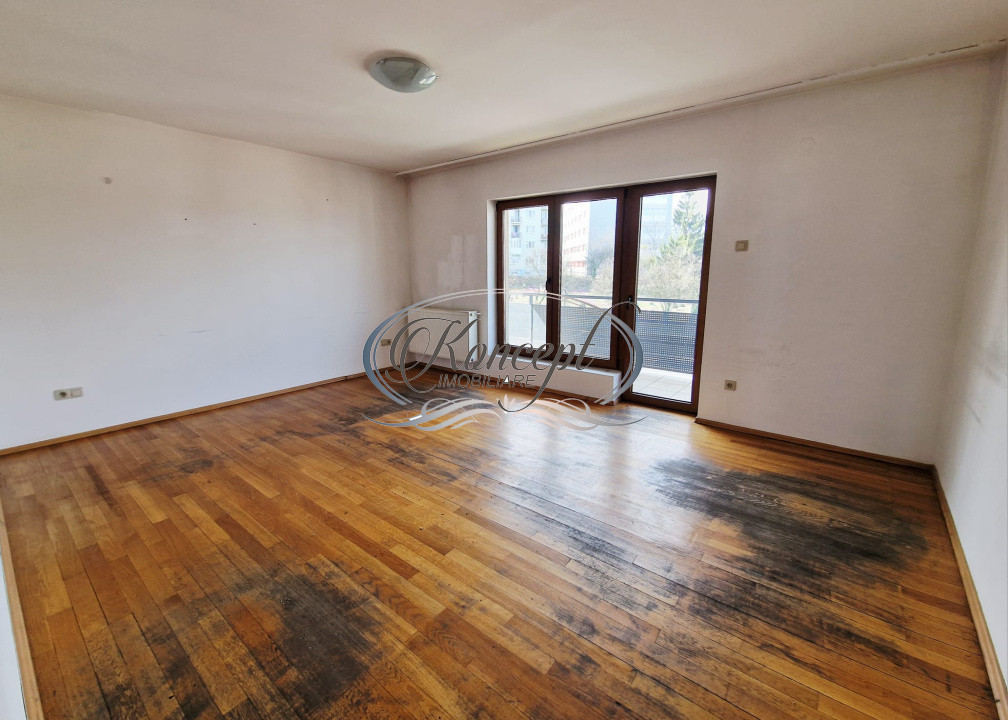 Apartament spatios si cu potential in Andrei Muresanu