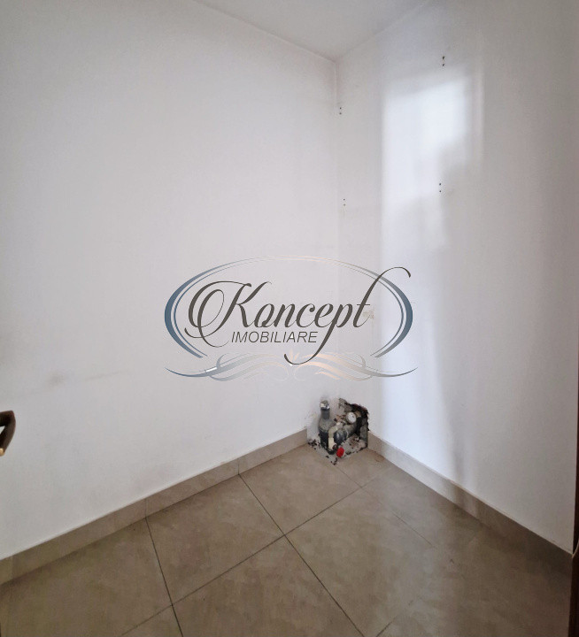 Apartament spatios si cu potential in Andrei Muresanu