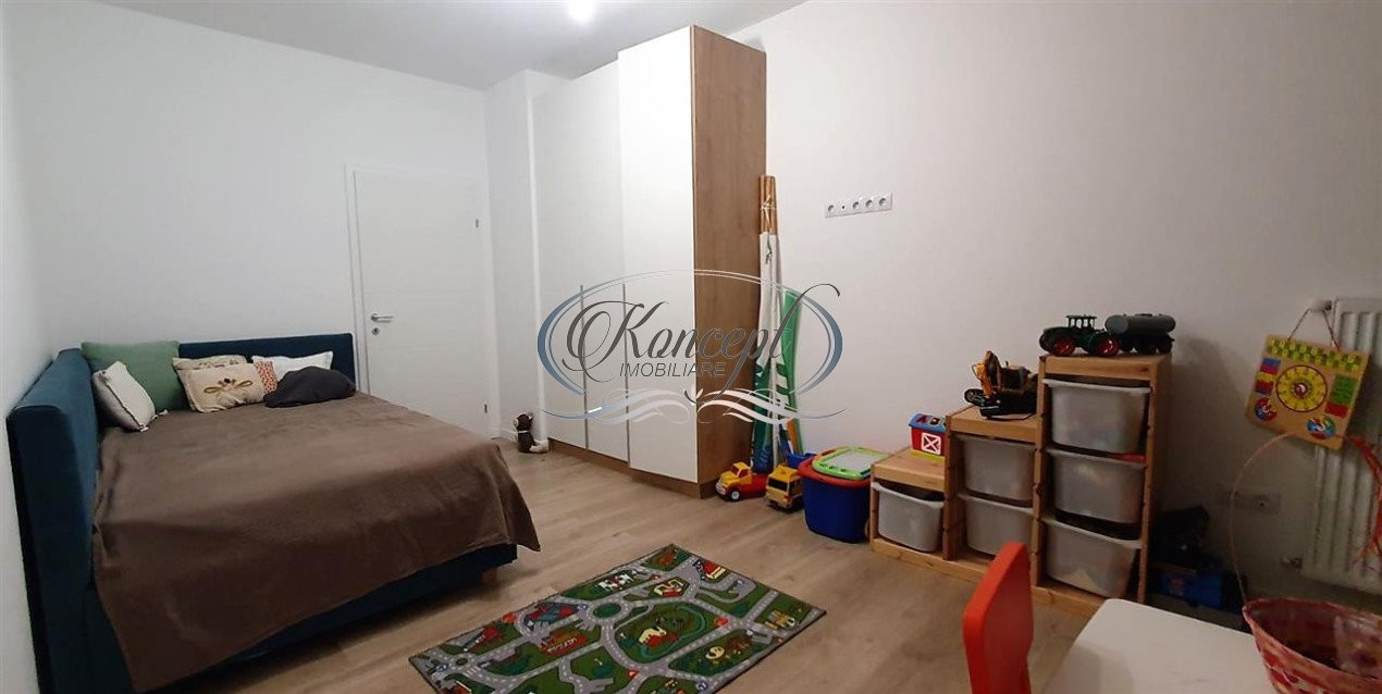 Apartament cu garaj si boxa in Borhanci