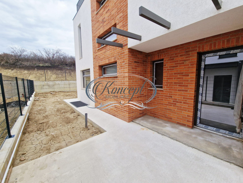 Duplex premium cu rooftop panoramic, in Voronet