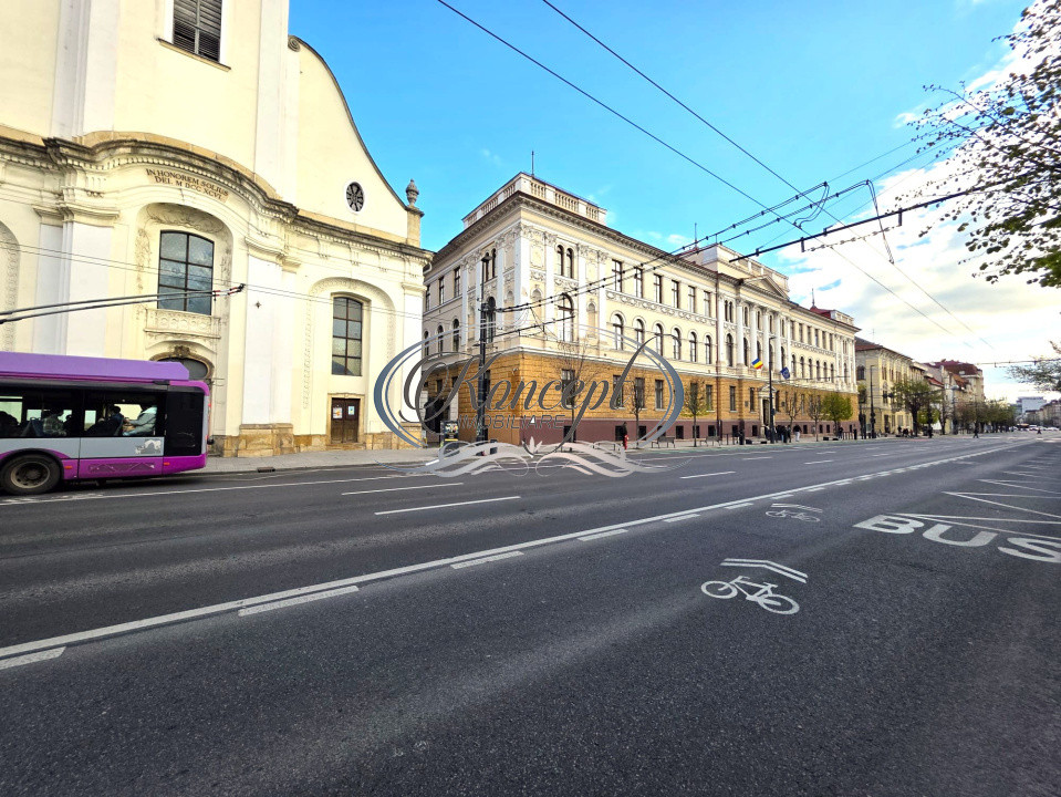 Apartament ultracentral, Piata Unirii, cu parcare proprie