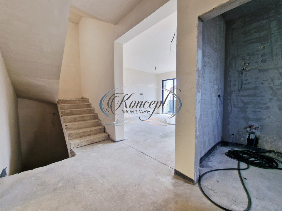 Casa exclusivista cu terasa si vedere panoramica