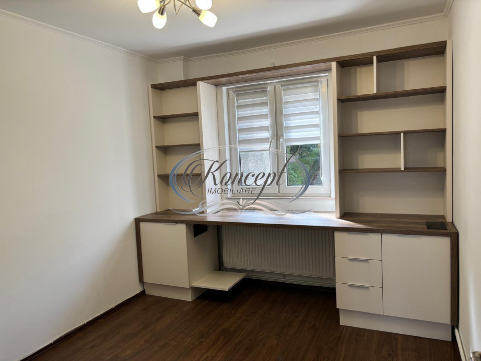 Locuinta confortabila la etaj intermediar, cu balcon inchis si AC