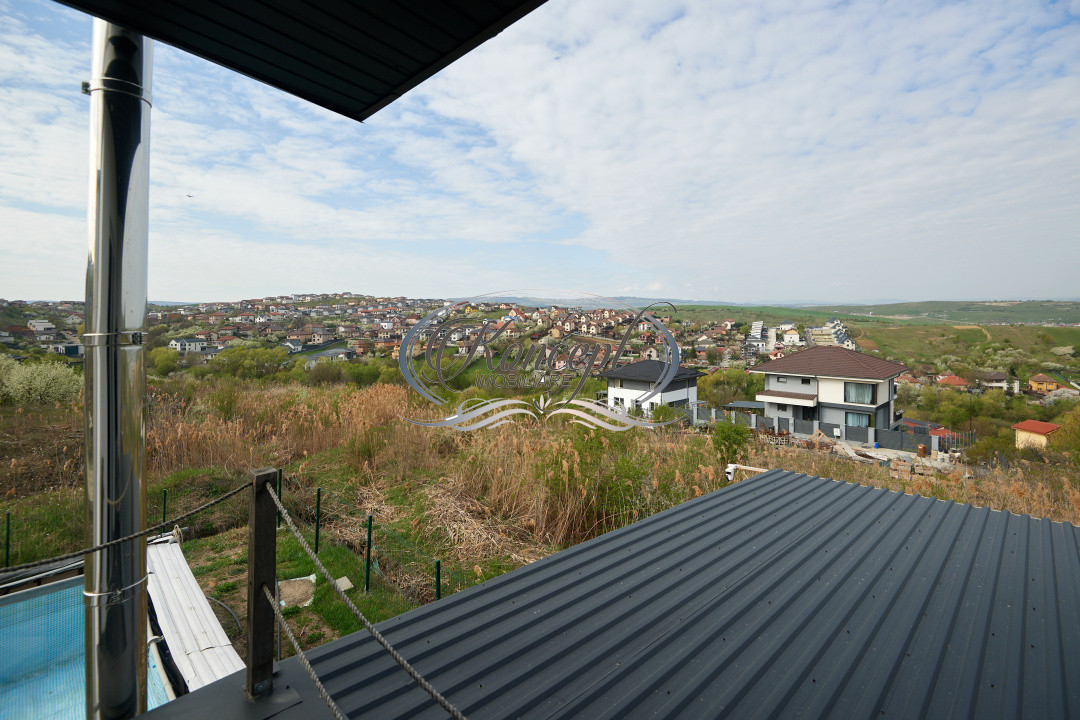 Casa individuala in Dezmir cu panorama spre aeroport