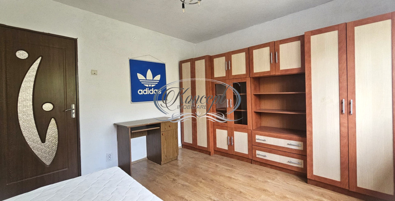 Apartament decomandat, la etajul 1