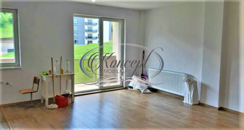 Apartament finisat, cu parcare, strada Teilor