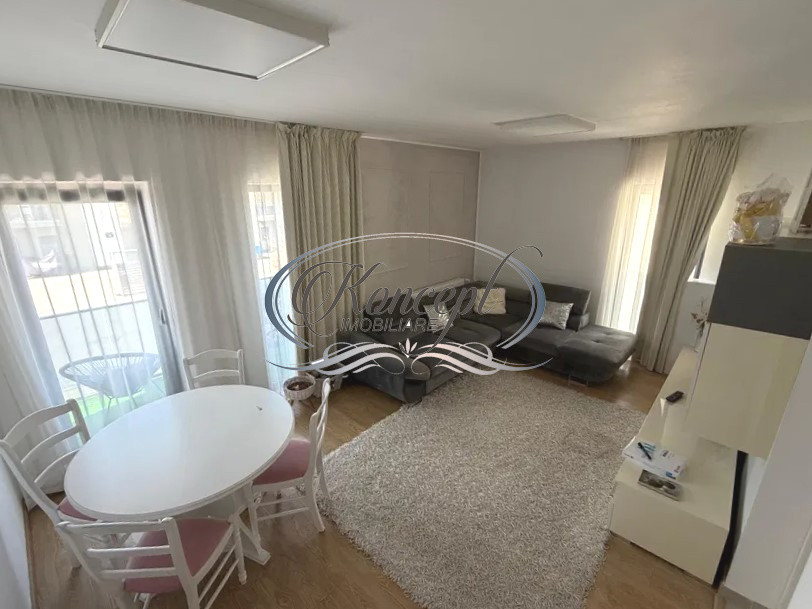 Apartament modern in Borhanci, bloc tip vila