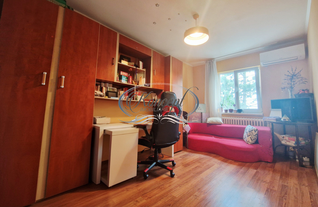 Apartament spatios cu garaj pe str. Grigore Alexandrescu