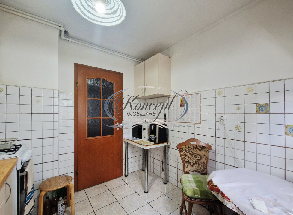 Apartament spatios cu garaj pe str. Grigore Alexandrescu