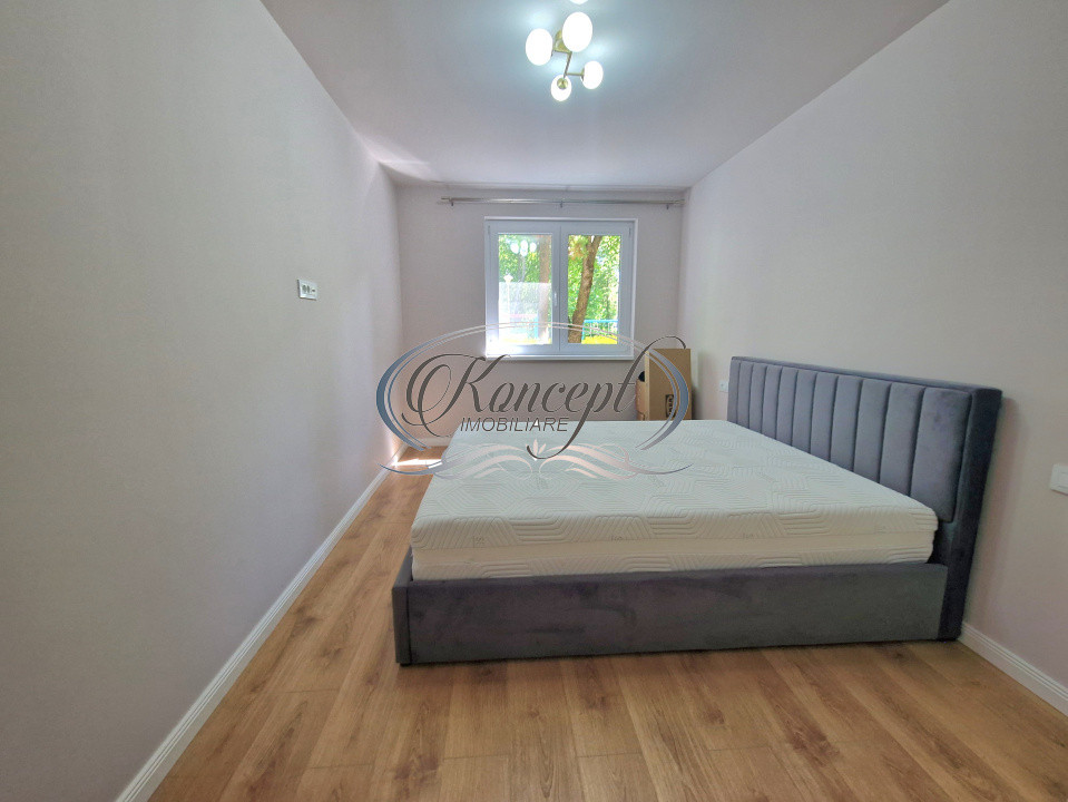 Apartament complet renovat cu garaj in zona Hotel Royal