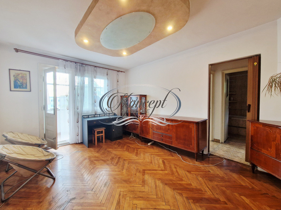 Apatament la cheie cu balcon inchis in zona Academiei de Muzica