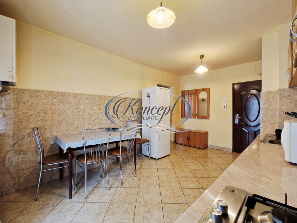 Apartament decomandat, etaj intermediar, zona Primaverii