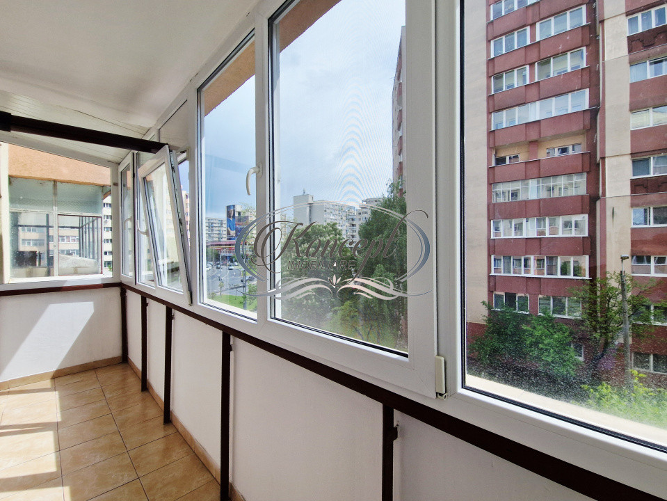 Apartament decomandat, etaj intermediar, zona Primaverii