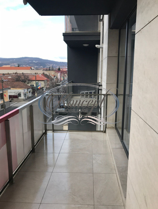 Apartament modern in zona centrala 