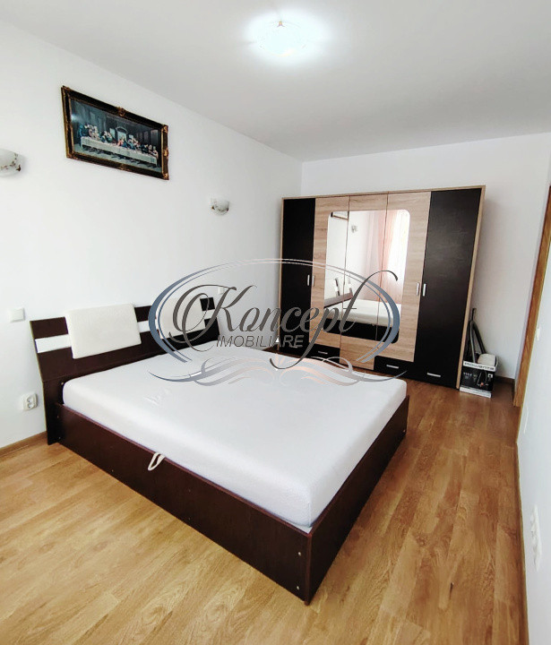 Apartament decomandat cu balcon si parcare cu CF separat