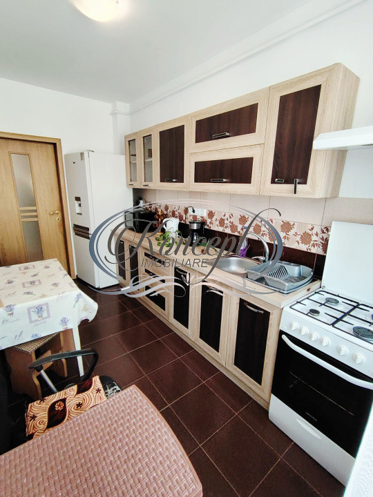 Apartament decomandat cu balcon si parcare cu CF separat