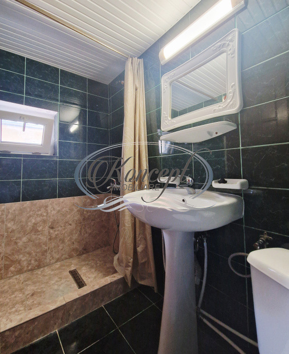 Proprietate cocheta la cheie cu balcon in zona Decebal