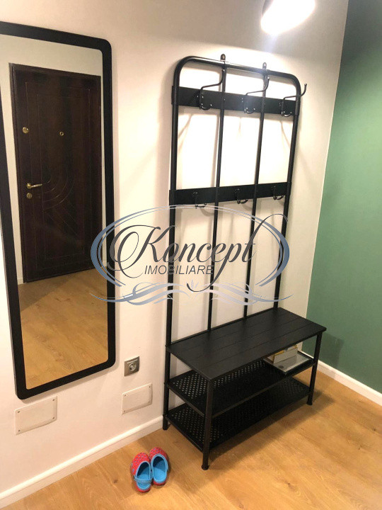 Apartament cu 3 camere, zona Piata Marasti