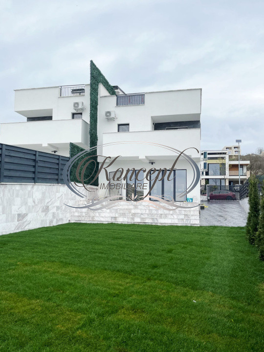 Duplex cu terasa tip rooftop si jacuzzi