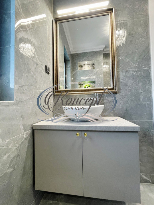 Duplex cu terasa tip rooftop si jacuzzi