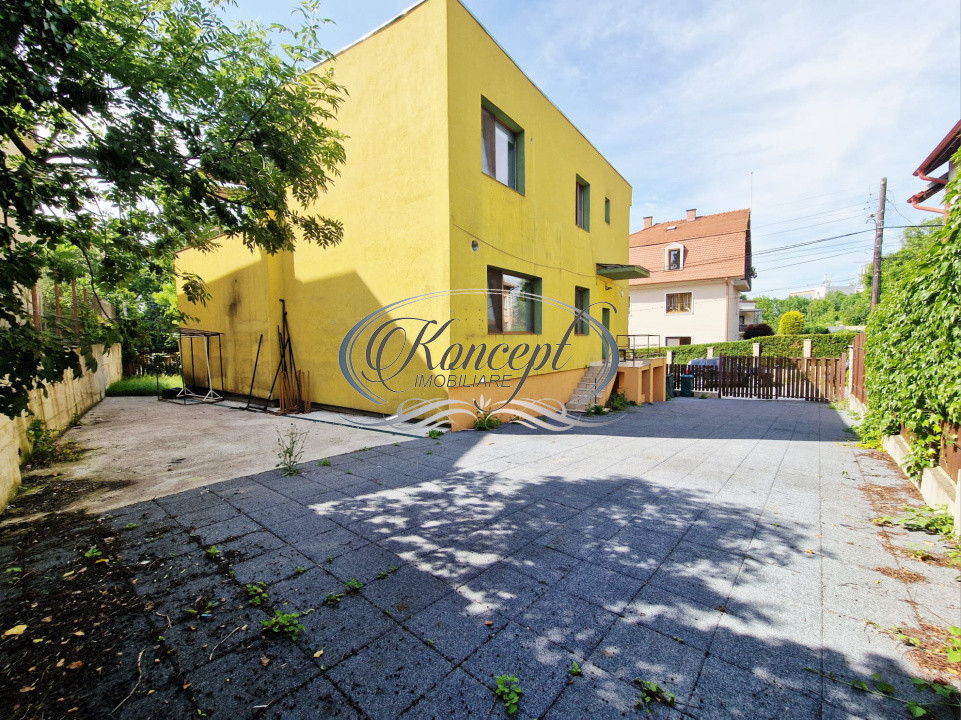Casa / sediu firma in Andrei Muresanu