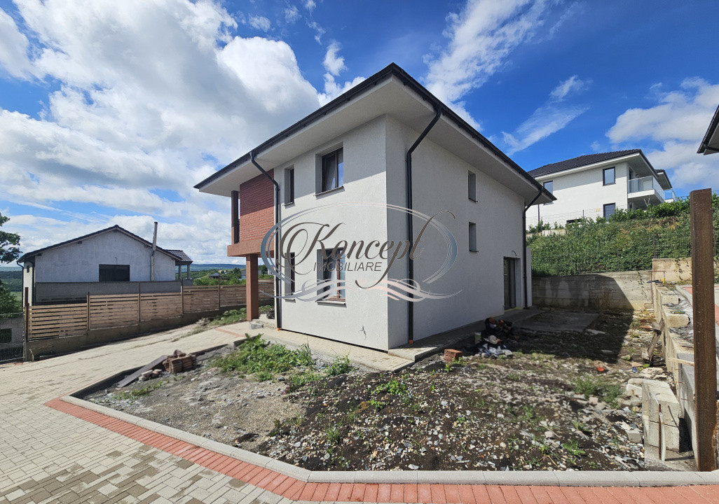 Casa NZEB cu panouri fotovoltaice in Dezmir