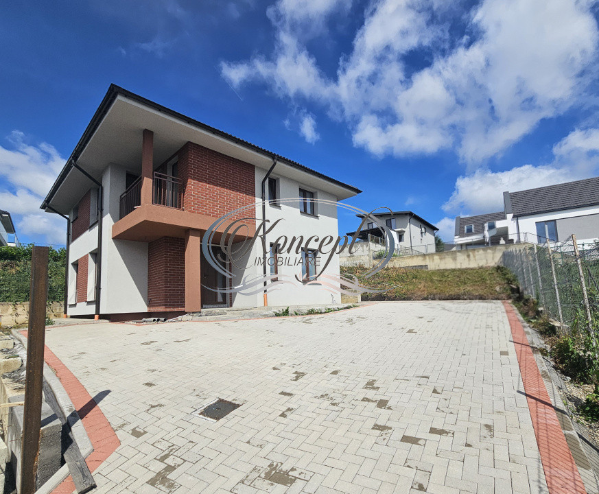 Casa NZEB cu panouri fotovoltaice in Dezmir