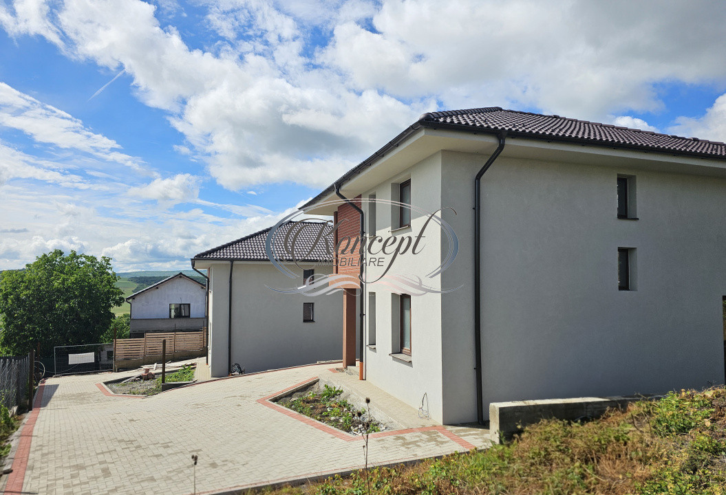 Casa NZEB cu panouri fotovoltaice in Dezmir