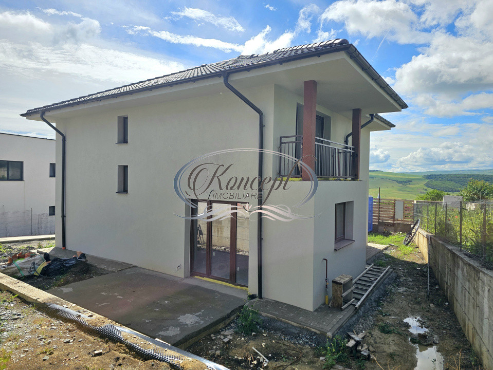 Casa NZEB cu panouri fotovoltaice in Dezmir