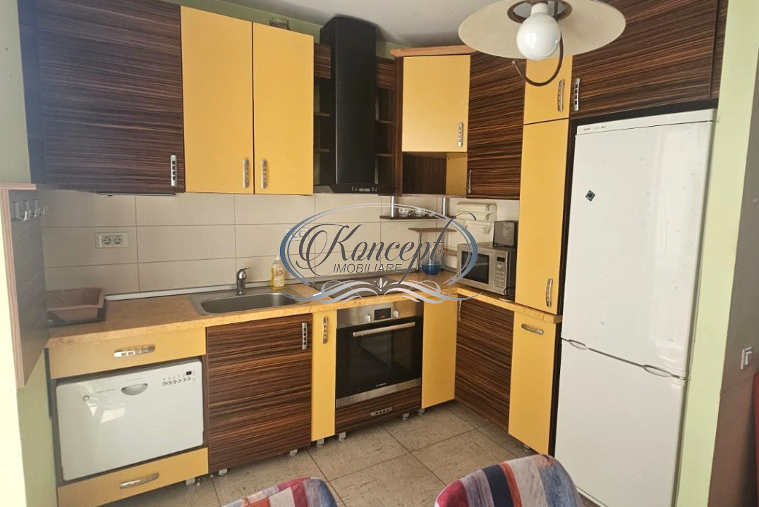 Apartament cu parcare subterana si boxa, Semicentral