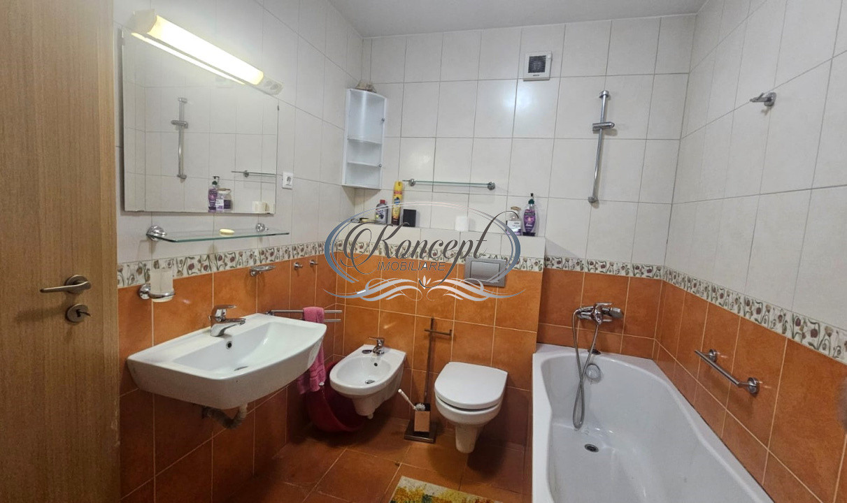Apartament cu parcare subterana si boxa, Semicentral