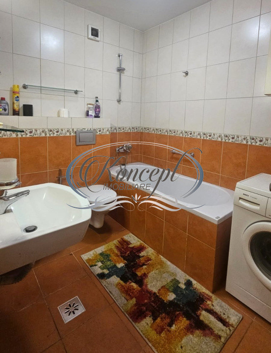 Apartament cu parcare subterana si boxa, Semicentral
