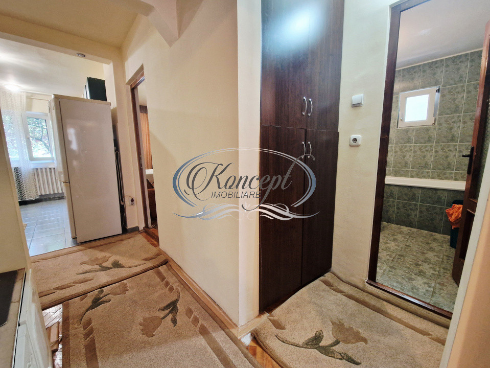 Apartament spatios cu parcare in apropiere de Golden Tulip