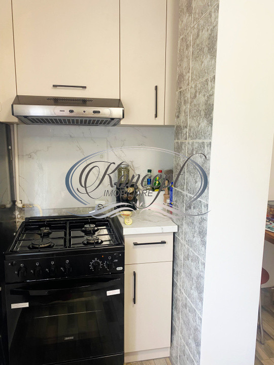 Apartament spatios pe Primaverii vis-a-vis de McDonald's Manastur