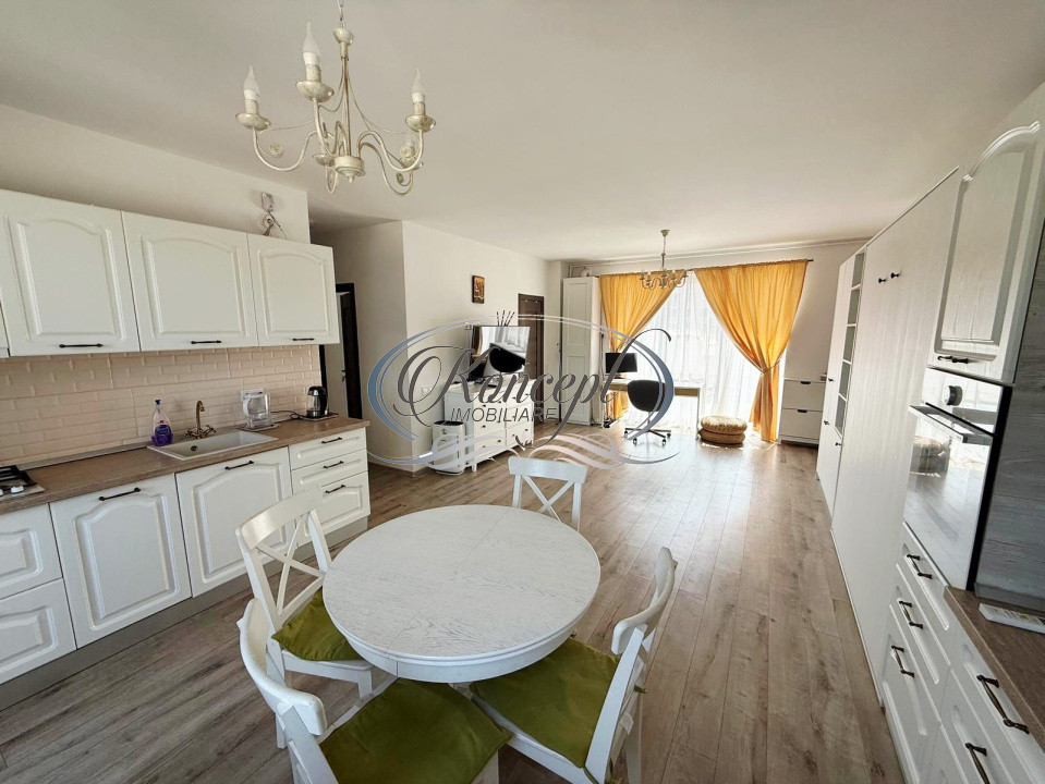Apartament spatios cu 2 garaje in Piata Abator