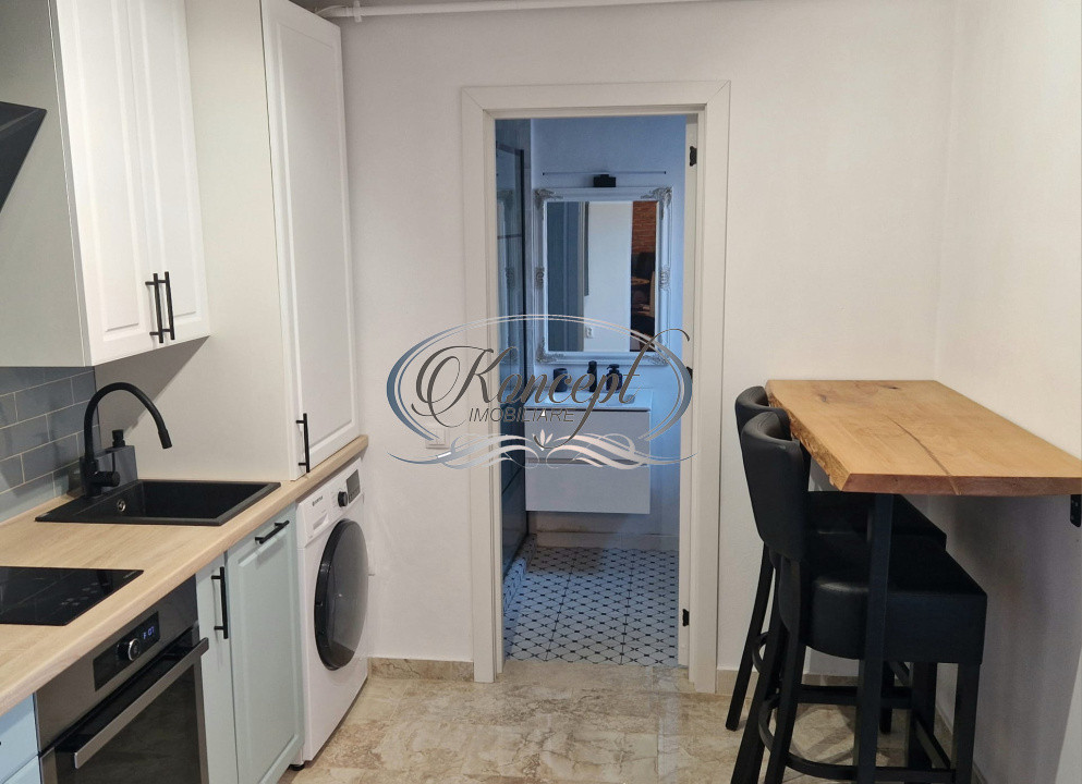 Apartament tip casa cu terasa si curte cu acces separat in Marasti