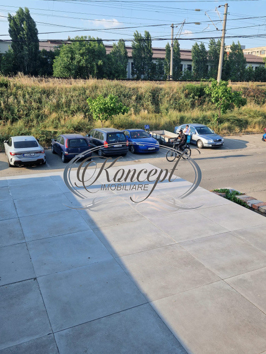 Apartament tip casa cu terasa si curte cu acces separat in Marasti