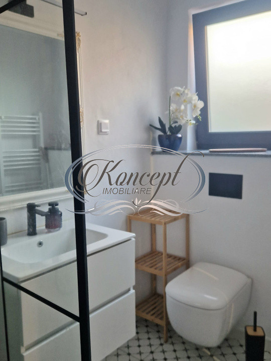 Apartament tip casa cu terasa si curte cu acces separat in Marasti