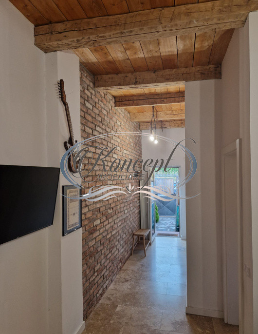 Apartament la casa pe doua niveluri si finisaje premium in Marasti