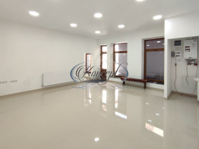 Spatiu servicii, Ultracentral, Str. Eroilor