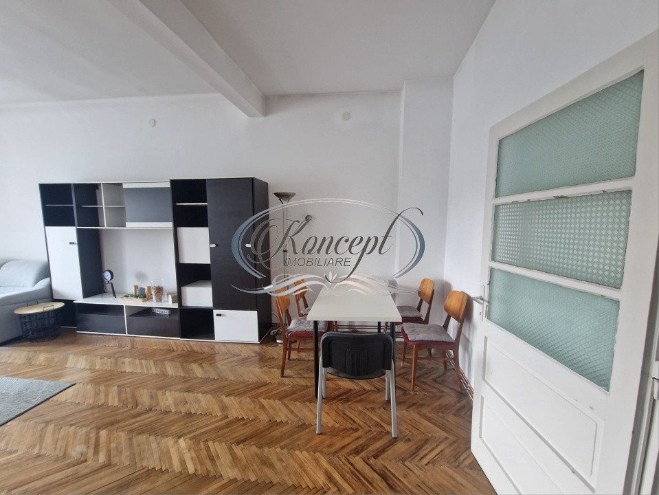 Apartament in Piata Unirii