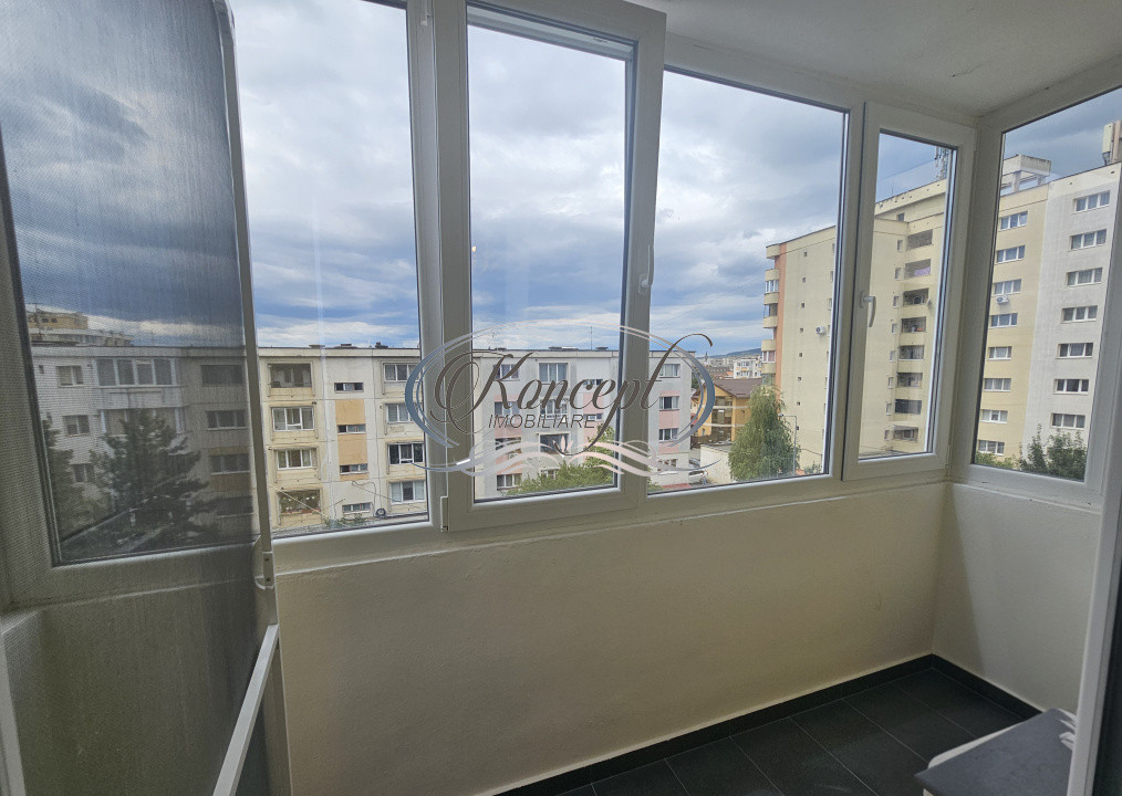 Apartament modern, renovat integral in cartierul Intre Lacuri