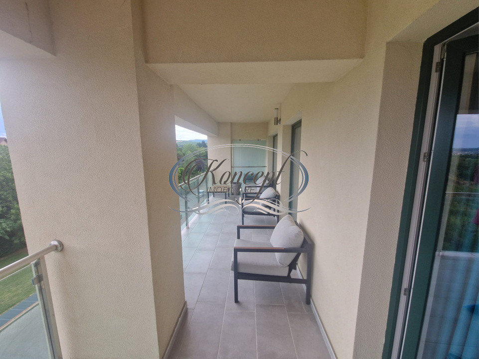 Apartament elegant cu terasa generoasa in Viva City