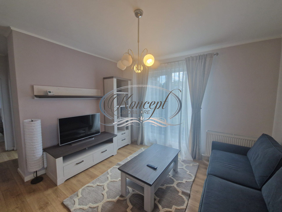 Apartament modern cu parcare si curte privata in Europa